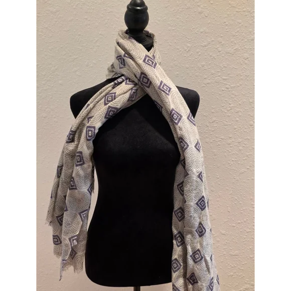 Women's YARGICI Beige & Blue Patterned Wool Scarf One Size - Picture 3 of 7